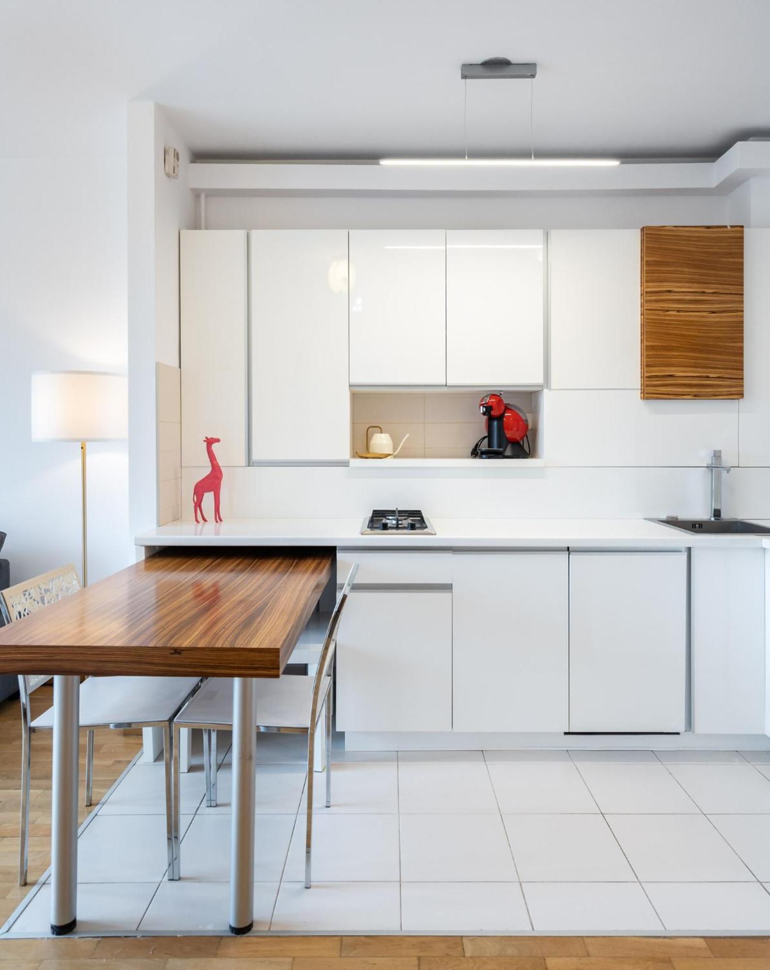 Lazynest - Modern Apartment With Parking & Balcony Boekarest Buitenkant foto